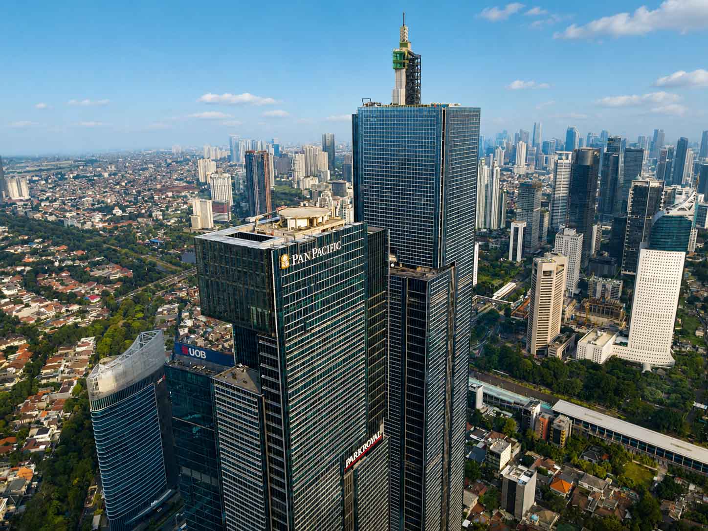 Premium Office Building Facilities for Business Operations